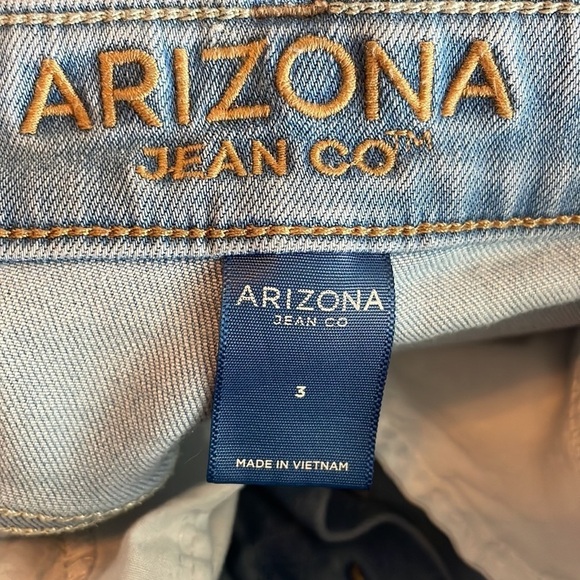 Arizona Jean Co Light Wash Distressed Skinny Ankle Blue Jeans Size 3 - Picture 3 of 6